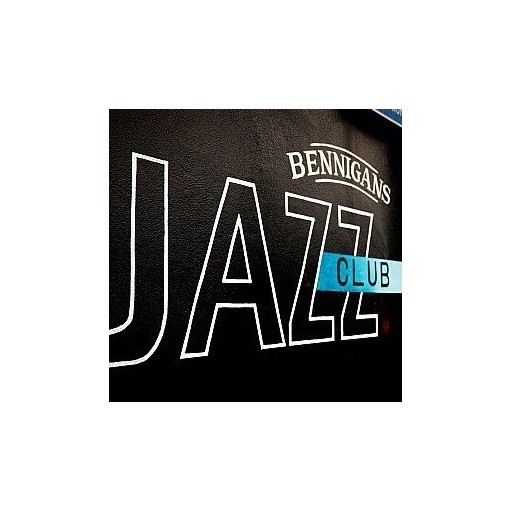 Bennigans Pub Quiz logo